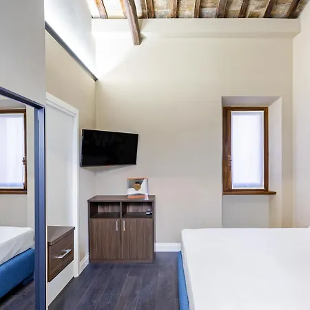 בית הארחה Maison Dei Greci 4*